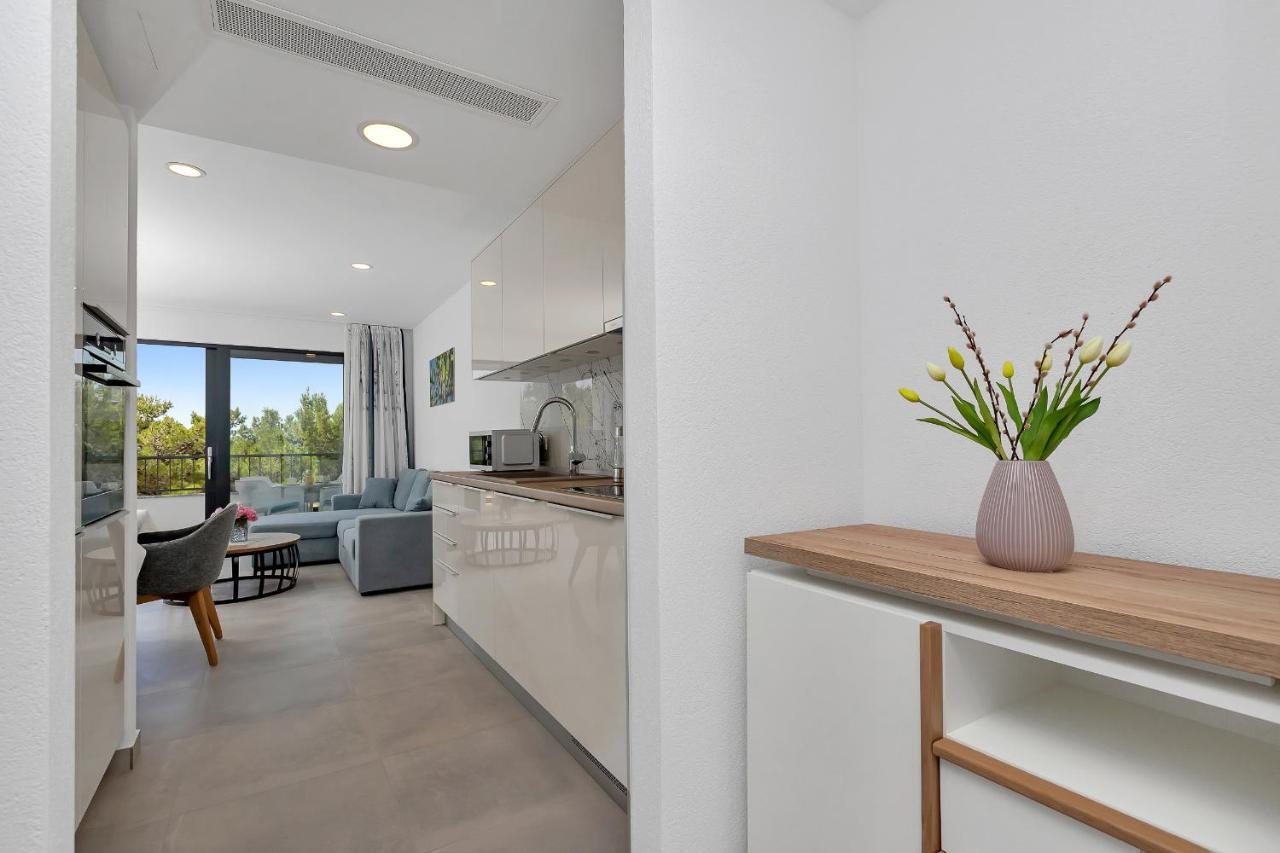 Central Beach Apartments Tučepi Exteriör bild
