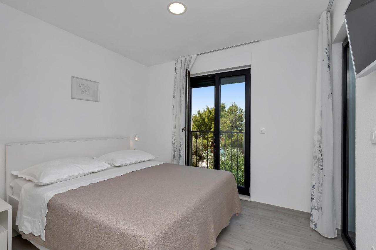 Central Beach Apartments Tučepi Exteriör bild